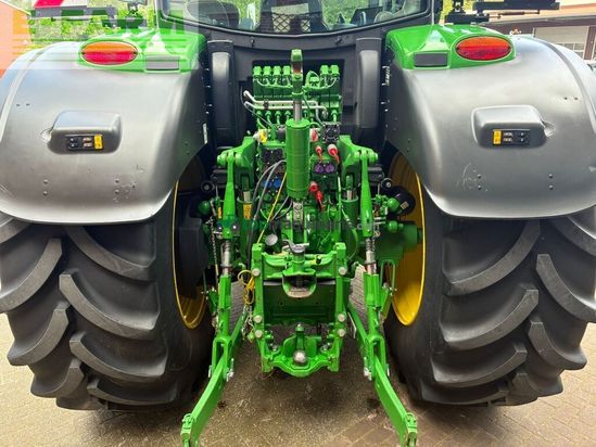 Tractor agrícola - John Deere - 6r215