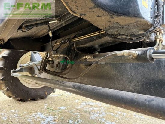 Cosechadora de Cereal - New Holland - cx 8070