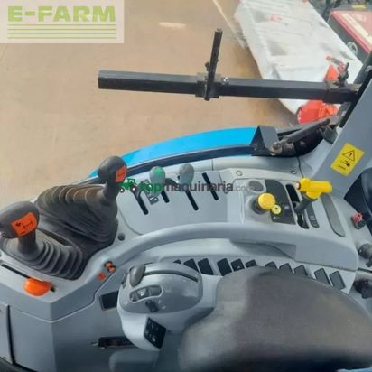 Tractor agrícola - New Holland - 6140