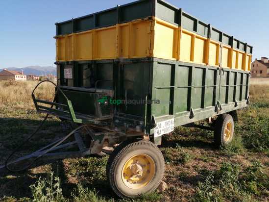 Vendo maquinaria agrícola por cese de actividad