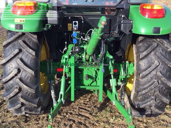 Tractor agrícola - John Deere - 5075 E