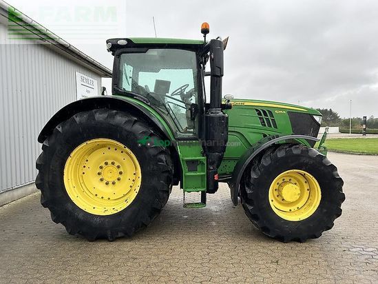 Tractor agrícola - John Deere - 6215r