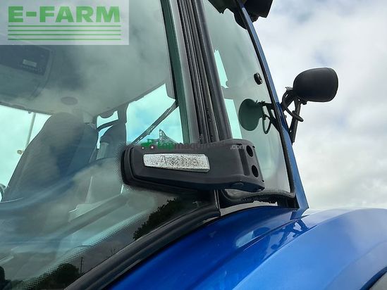 Tractor agrícola - Valtra - t174 active tractor (st26435)