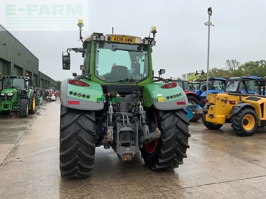 Tractor agrícola - Fendt - 724 profi plus tractor (st23447)