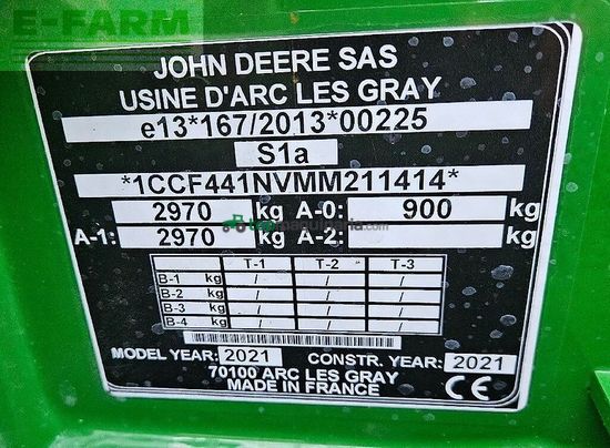 Empacadora gigant - John Deere - f441 m