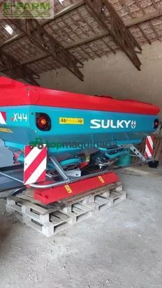 Esparcidor -  - x 44 vision