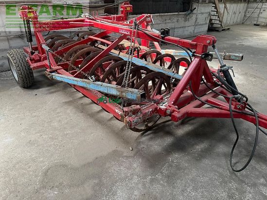 Arado - Kverneland - 6300s variomat 8 schar + packer