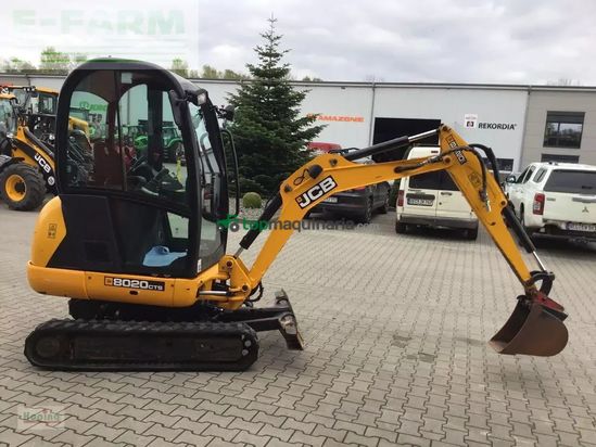 Excavadora - JCB - 8020