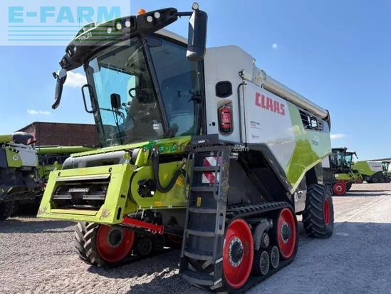 Cosechadora de Cereal - Claas - trion 750 terra trac