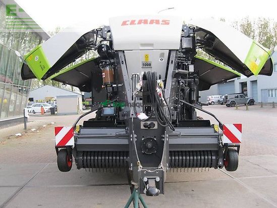 Empacadora gigant - Claas - quadrant 5300 evolution fc tandem