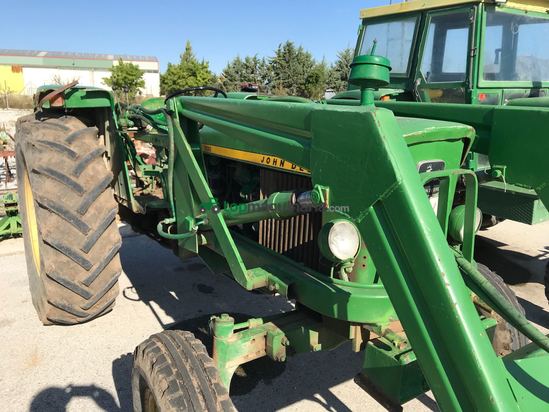 Tractor agrícola - John Deere - 2130 con pala 