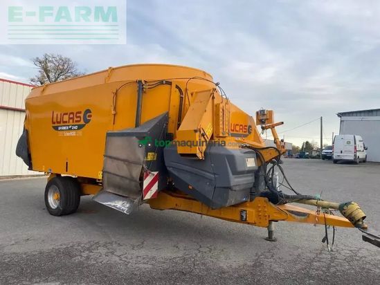 Remolqu esparcidor - Lucas - spirmixjet 240