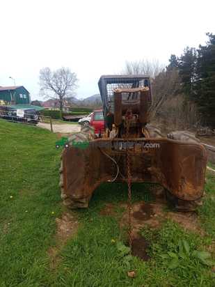 Tractor forestal - John Deere - 440 B