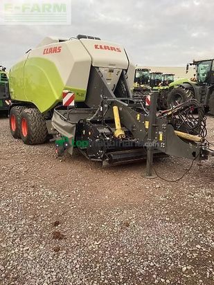 Empacadora gigant - Claas - quadrant 5300 fc t+st