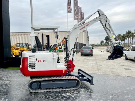Mini excavadora Takeuchi TB 125
