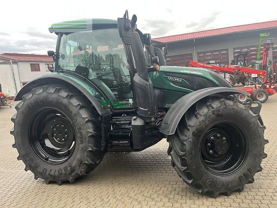 Tractor agrícola - Valtra - n 134 aktiv