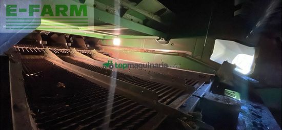 Cosechadora de Cereal - John Deere - S685