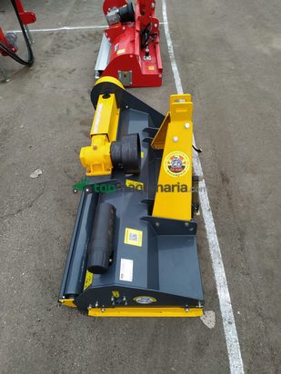 TRITURADORA DE HIERBA DE 1,25 M PARA TRACTOR COMPACTO