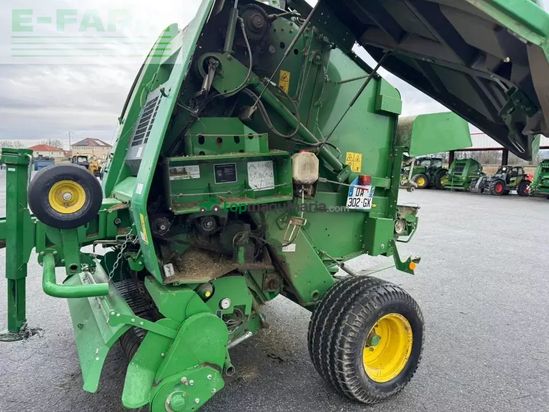 Empacadora gigant - John Deere - 854