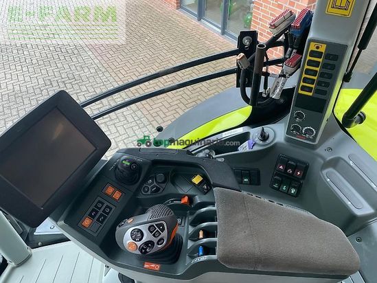 Tractor agrícola - Claas - axion 830