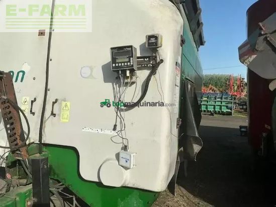 Remolqu esparcidor - Keenan - mecafibre380