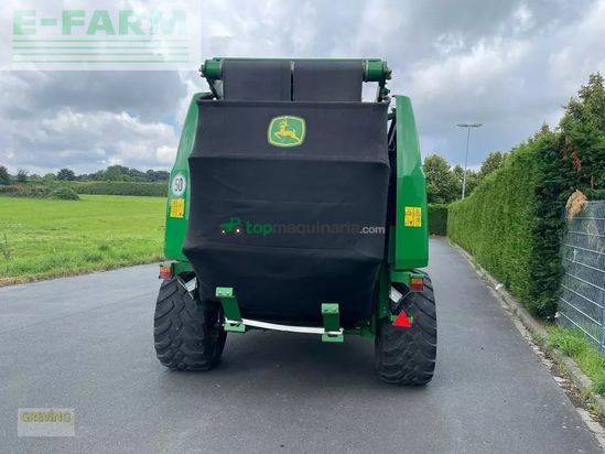 Empacadora gigant - John Deere - 990