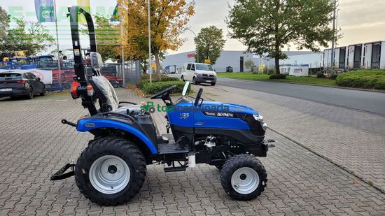 Tractor agrícola - Solis - 26 hst neumaschine