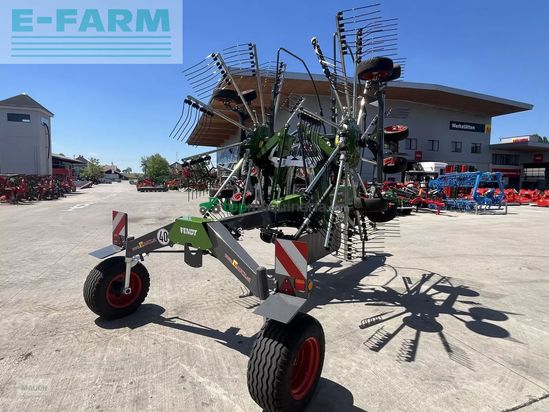 Rastrillo - Fendt - former 760 c