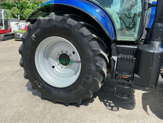 Tractor agrícola - New Holland - t7.260 blue power tractor (st26692)