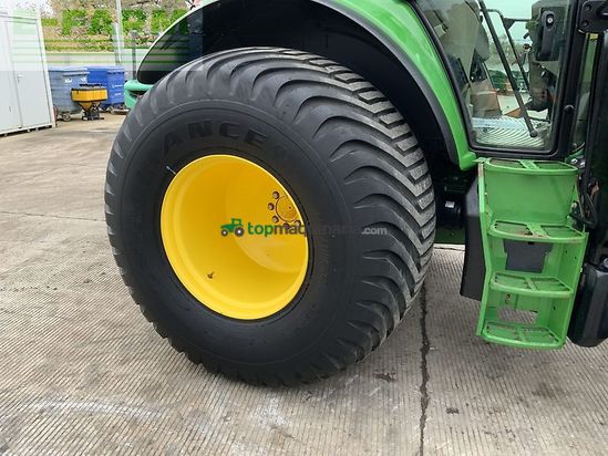 Tractor agrícola - John Deere - 6110m tractor (st24895)