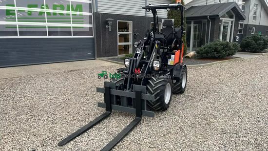 Minicargadora - Kubota - rt150-2 demo maskine med kun 38timer. som ny
