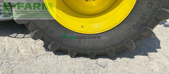 Cosechadora de Cereal - John Deere - 8300