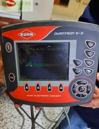 Esparcidor - Kuhn - axis 40.1 w t25