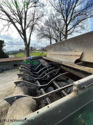 Remolqu esparcidor - Keenan - mecafibre340