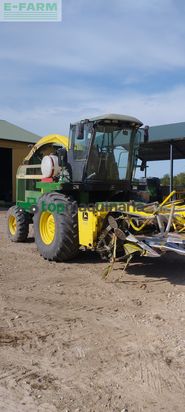 Cosechadora de Cereal - John Deere - 6750