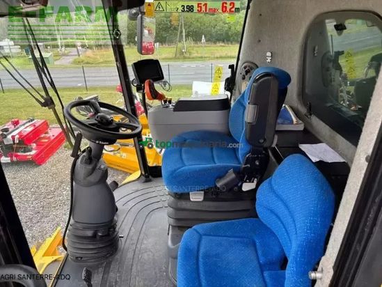 Cosechadora de Cereal - New Holland - cr 9070