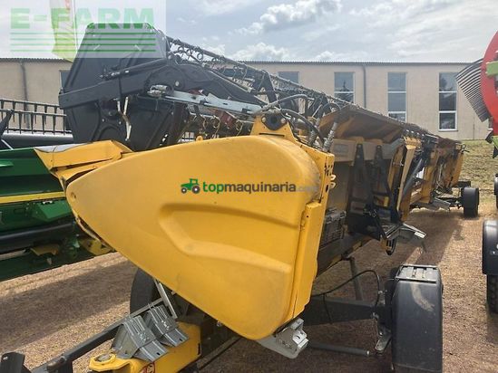 Cosechadora de Cereal - New Holland - cr 9.80