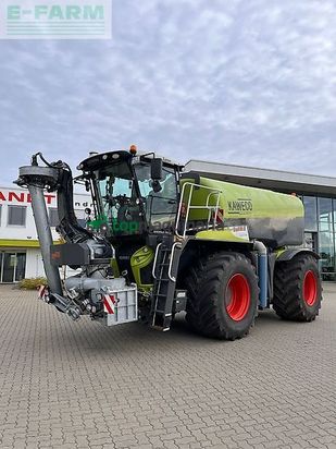 Esparcidor - Claas - xerion 4200 saddle trac - kaweco