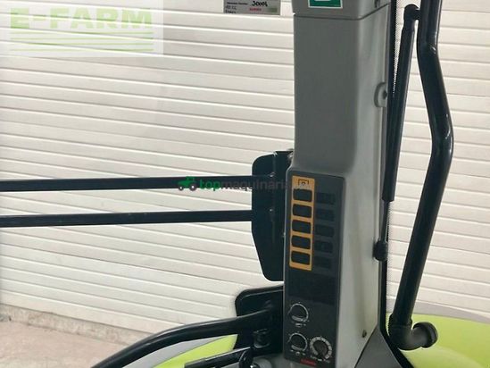 Tractor agrícola - Claas - arion 550 st4