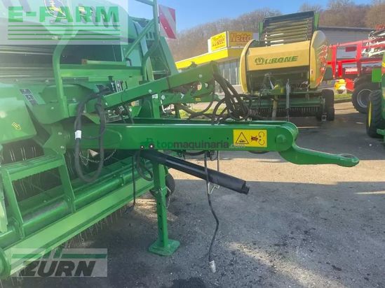 Empacadora gigant - John Deere - f441m multicrop