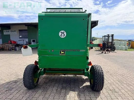 Empacadora gigant - John Deere - 580