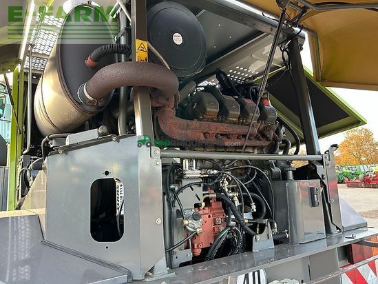 Cosechadora de Cereal - Claas - jaguar 890 mit kemper 360 und pu