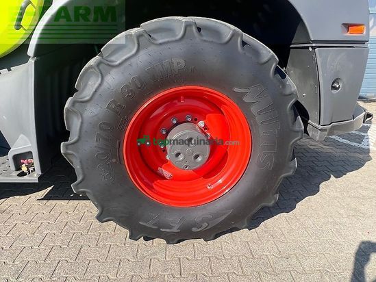 Cosechadora de Cereal - Claas - jaguar 950 - orbis 750 - pu300