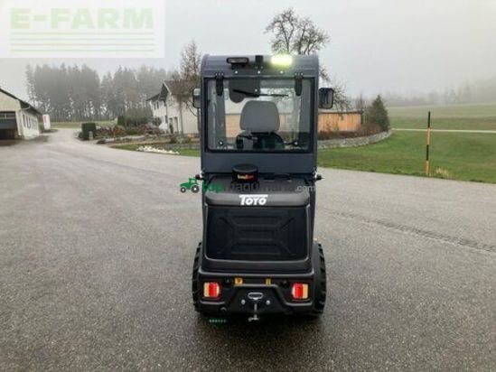 Minicargadora - Toyo - 826
