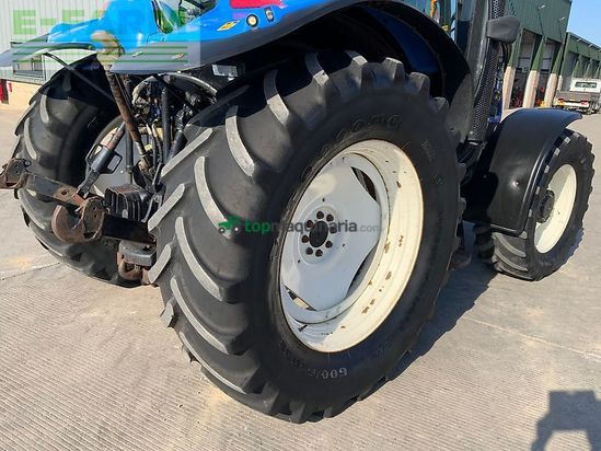 Tractor agrícola - New Holland - tsa 135a tractor (st26741)