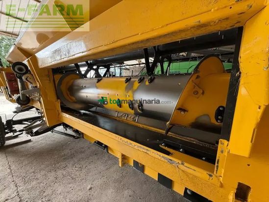 Cosechadora de Cereal - New Holland - cx 8.70