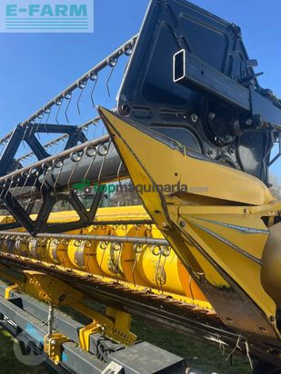 Cosechadora de Cereal - New Holland - cr 10.90