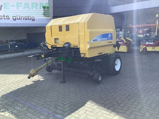 Empacadora gigant - New Holland - br 560