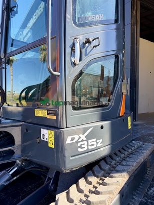 Excavadora Doosan DX35 Z