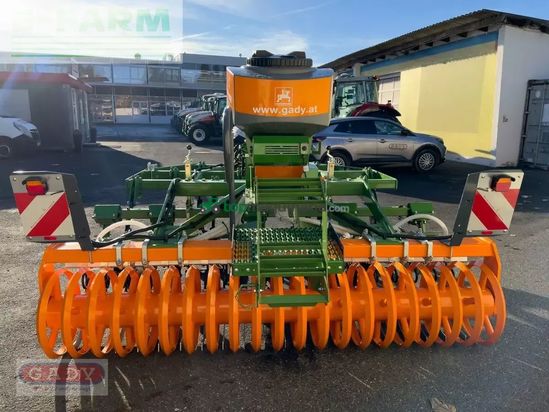Cultivador - Amazone - cenius 3003 grubber